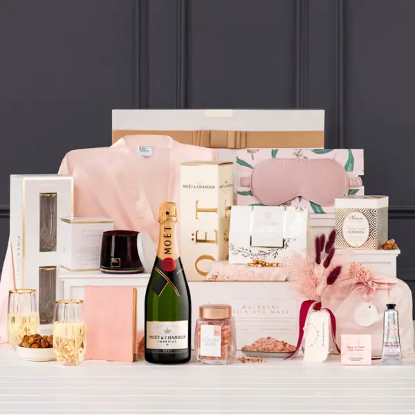 </p><h4>L'Occitane Rejuvenate with Moët Pamper Hamper</h4><p>