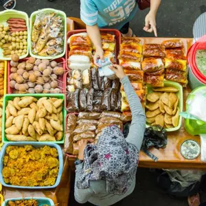 Malaysia market Image: Shutterstock