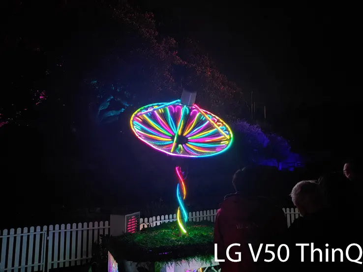 LG V50 ThinQ Satellite