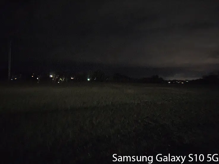 Galaxy S10 5G night shot