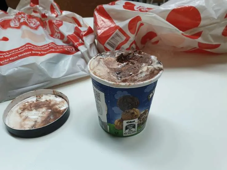 Coles Melbourne Airport ice cream delivery