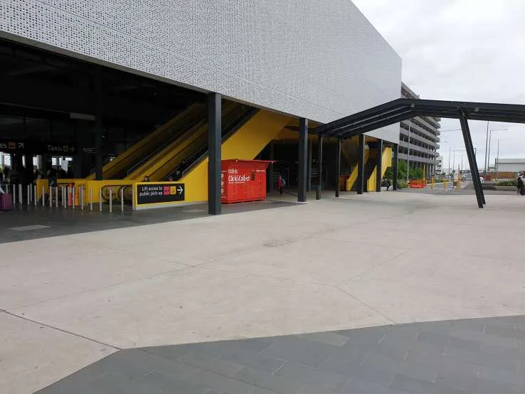 Coles Melbourne Airport lockers location