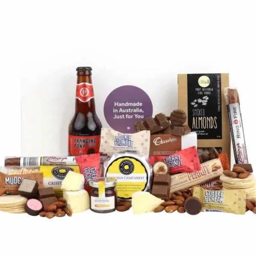 </p><h4>Beer and Cheese Hamper - $109</h4><p>