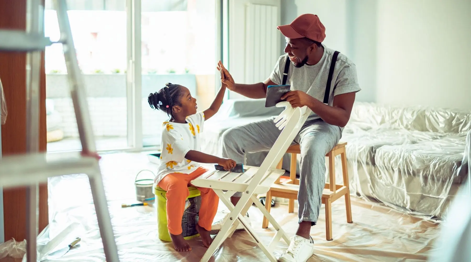 FatherDaughterDecorating_1800x1000_Getty
