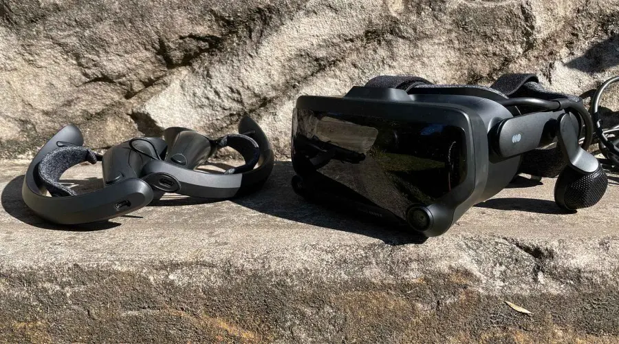 Gaze Inside The Valve Index VR Headset In Detailed Teardown