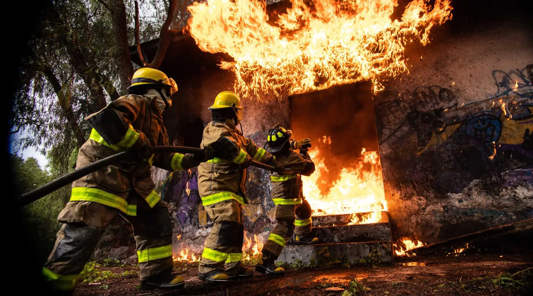 wild-fires-fighters_getty_450x250